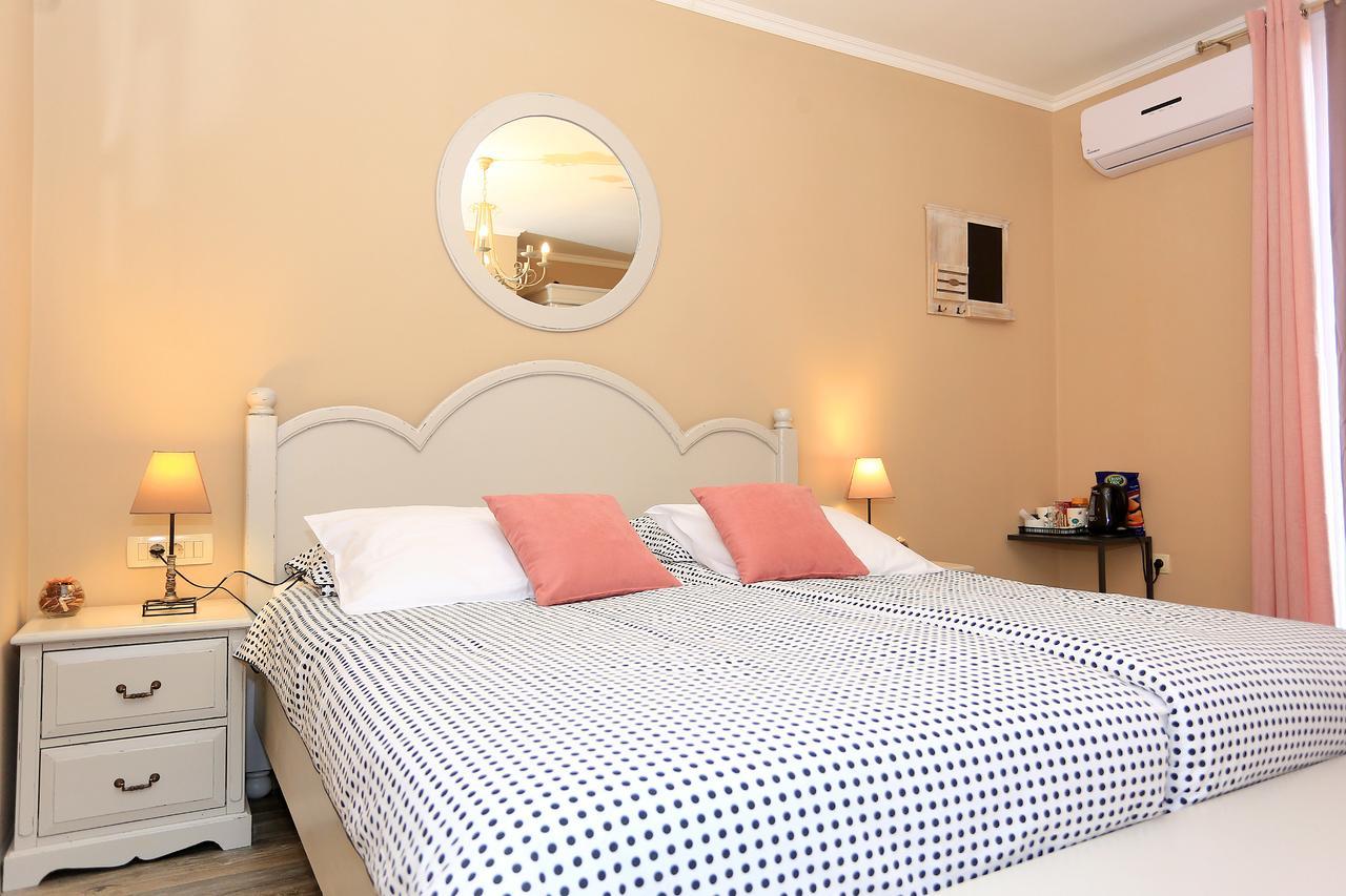 Shabby Chic Rooms Задар Экстерьер фото