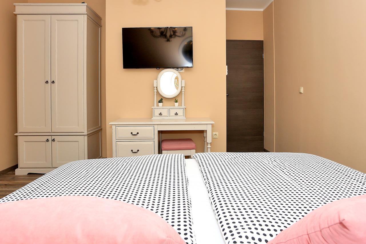 Shabby Chic Rooms Задар Экстерьер фото